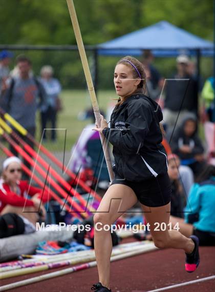 Thumbnail 2 in NYSPHSAA Track and Field Championships  photogallery.