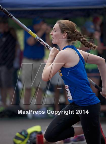 Thumbnail 1 in NYSPHSAA Track and Field Championships  photogallery.
