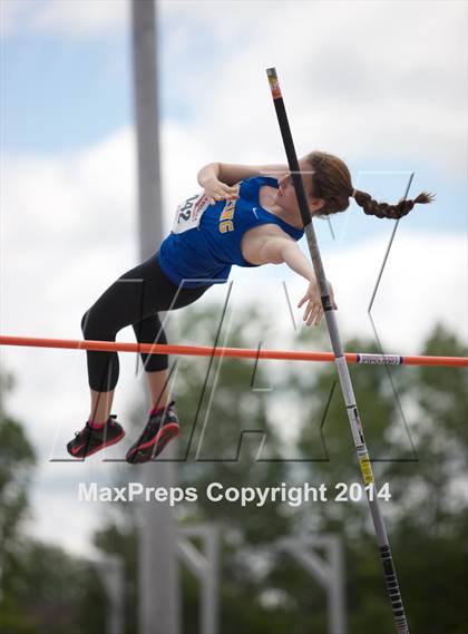 Thumbnail 1 in NYSPHSAA Track and Field Championships  photogallery.