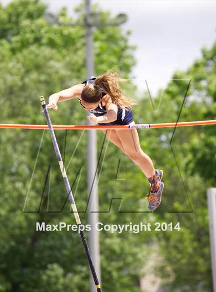 Thumbnail 2 in NYSPHSAA Track and Field Championships  photogallery.