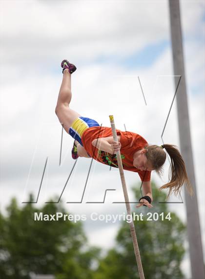 Thumbnail 1 in NYSPHSAA Track and Field Championships  photogallery.