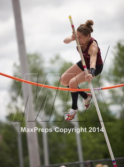Thumbnail 1 in NYSPHSAA Track and Field Championships  photogallery.