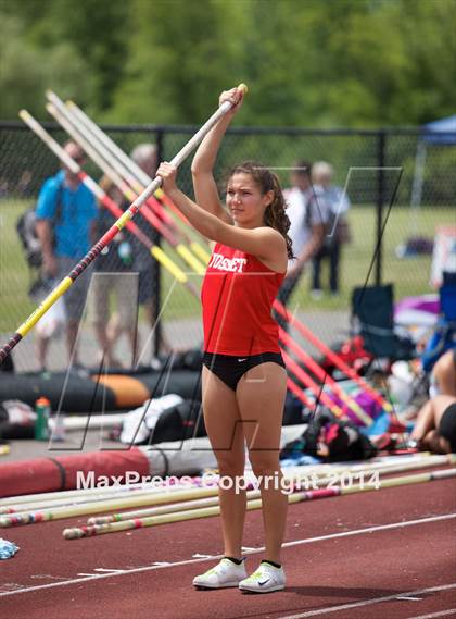 Thumbnail 3 in NYSPHSAA Track and Field Championships  photogallery.