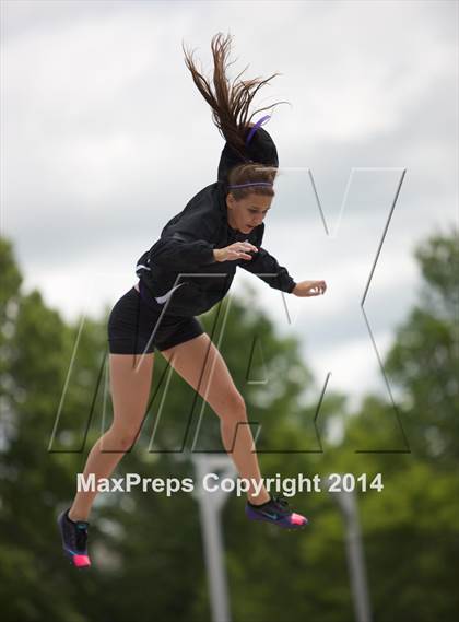 Thumbnail 3 in NYSPHSAA Track and Field Championships  photogallery.