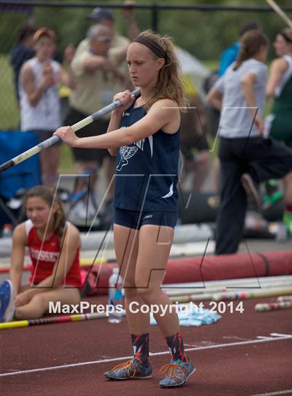 Thumbnail 3 in NYSPHSAA Track and Field Championships  photogallery.