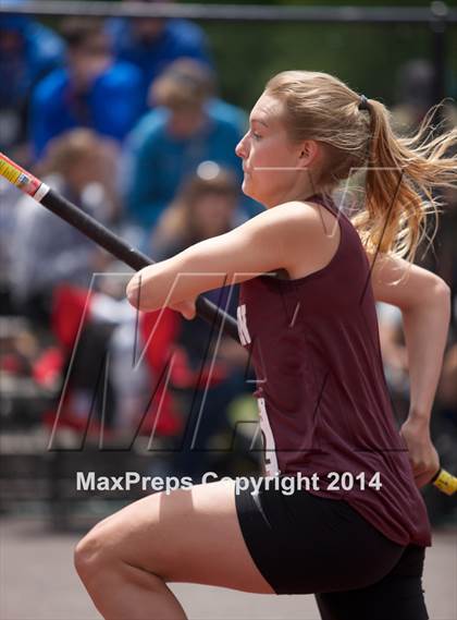 Thumbnail 2 in NYSPHSAA Track and Field Championships  photogallery.