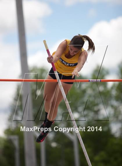 Thumbnail 3 in NYSPHSAA Track and Field Championships  photogallery.