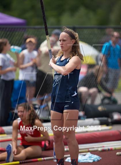 Thumbnail 1 in NYSPHSAA Track and Field Championships  photogallery.