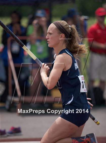 Thumbnail 2 in NYSPHSAA Track and Field Championships  photogallery.