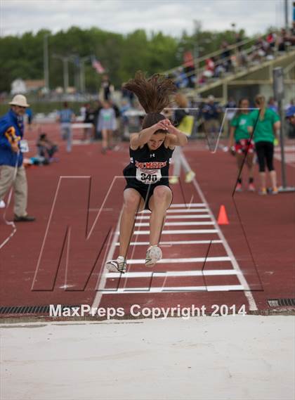 Thumbnail 1 in NYSPHSAA Track and Field Championships  photogallery.