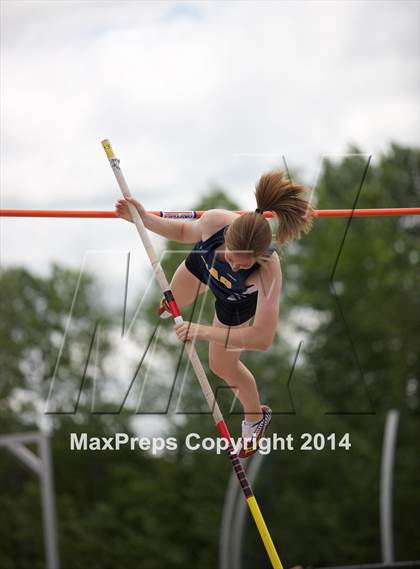 Thumbnail 3 in NYSPHSAA Track and Field Championships  photogallery.