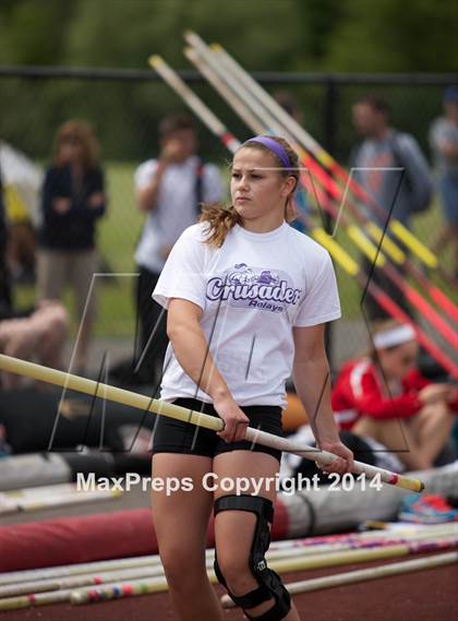 Thumbnail 3 in NYSPHSAA Track and Field Championships  photogallery.