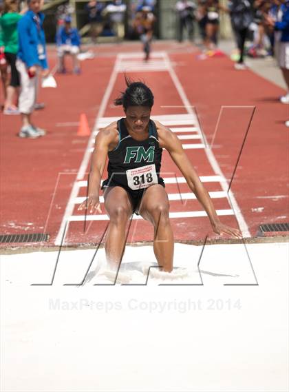 Thumbnail 1 in NYSPHSAA Track and Field Championships  photogallery.