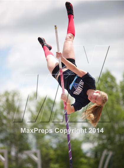 Thumbnail 2 in NYSPHSAA Track and Field Championships  photogallery.
