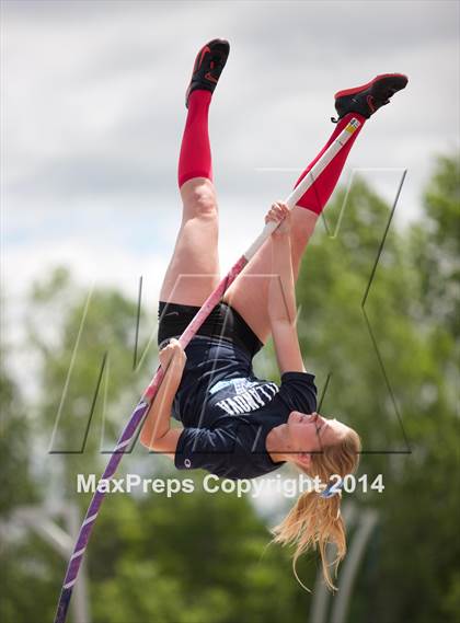 Thumbnail 1 in NYSPHSAA Track and Field Championships  photogallery.
