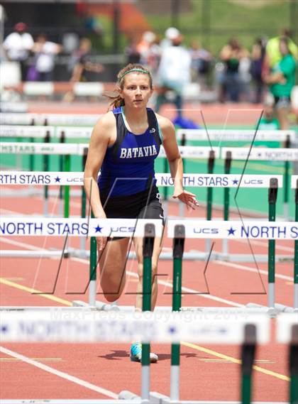 Thumbnail 1 in NYSPHSAA Track and Field Championships  photogallery.