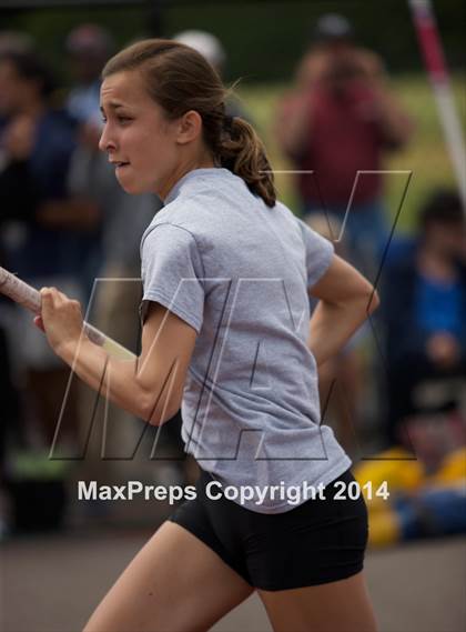Thumbnail 1 in NYSPHSAA Track and Field Championships  photogallery.