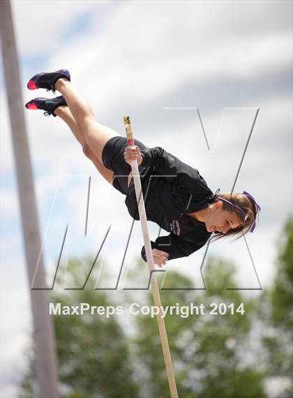Thumbnail 2 in NYSPHSAA Track and Field Championships  photogallery.