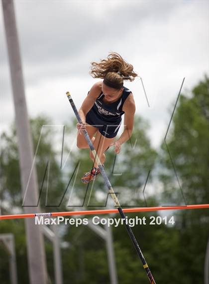 Thumbnail 1 in NYSPHSAA Track and Field Championships  photogallery.