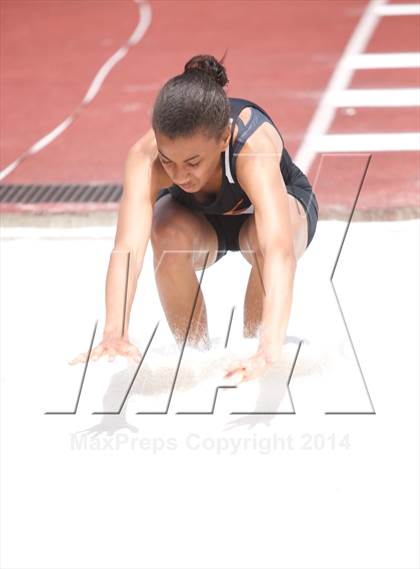 Thumbnail 3 in NYSPHSAA Track and Field Championships  photogallery.
