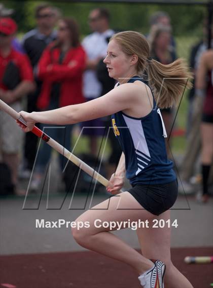 Thumbnail 2 in NYSPHSAA Track and Field Championships  photogallery.