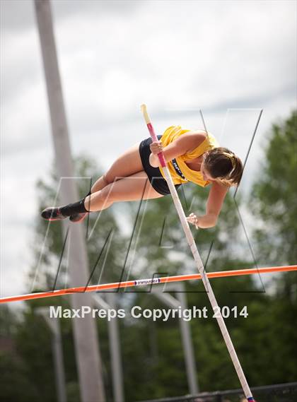 Thumbnail 3 in NYSPHSAA Track and Field Championships  photogallery.