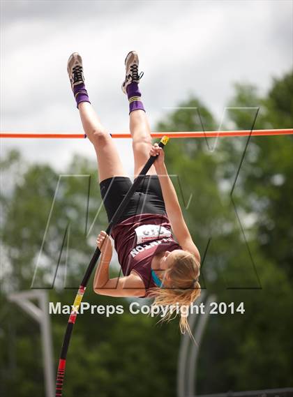 Thumbnail 3 in NYSPHSAA Track and Field Championships  photogallery.