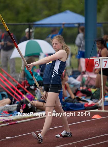 Thumbnail 1 in NYSPHSAA Track and Field Championships  photogallery.