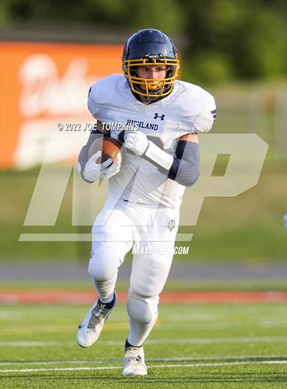 Thumbnail 3 in Highland @ Marlboro Central photogallery.