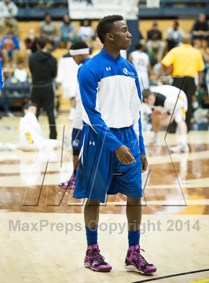 Thumbnail 1 in Bishop O'Dowd vs. Capital Christian (MaxPreps MLK Classic) photogallery.