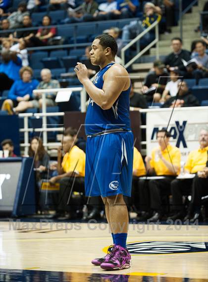 Thumbnail 1 in Bishop O'Dowd vs. Capital Christian (MaxPreps MLK Classic) photogallery.