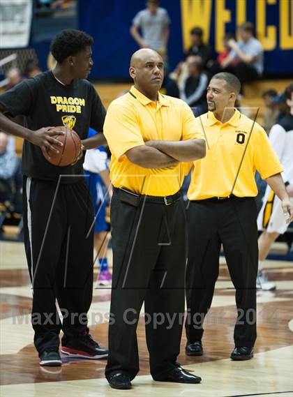 Thumbnail 2 in Bishop O'Dowd vs. Capital Christian (MaxPreps MLK Classic) photogallery.