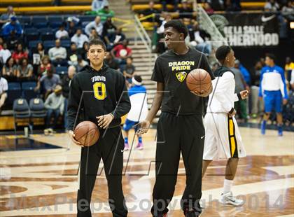 Thumbnail 3 in Bishop O'Dowd vs. Capital Christian (MaxPreps MLK Classic) photogallery.