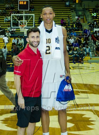 Thumbnail 3 in Bishop O'Dowd vs. Capital Christian (MaxPreps MLK Classic) photogallery.