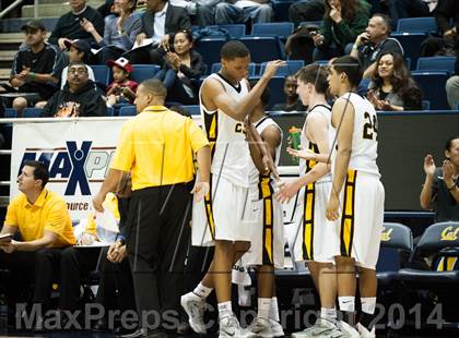 Thumbnail 2 in Bishop O'Dowd vs. Capital Christian (MaxPreps MLK Classic) photogallery.