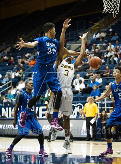 Thumbnail 2 in Bishop O'Dowd vs. Capital Christian (MaxPreps MLK Classic) photogallery.