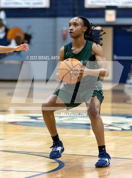 Thumbnail 3 in Southeast Raleigh @ Purnell Swett (NCHSAA 4A Round 1) photogallery.