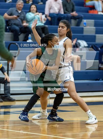 Thumbnail 3 in Southeast Raleigh @ Purnell Swett (NCHSAA 4A Round 1) photogallery.