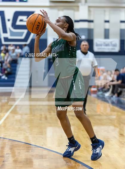 Thumbnail 2 in Southeast Raleigh @ Purnell Swett (NCHSAA 4A Round 1) photogallery.