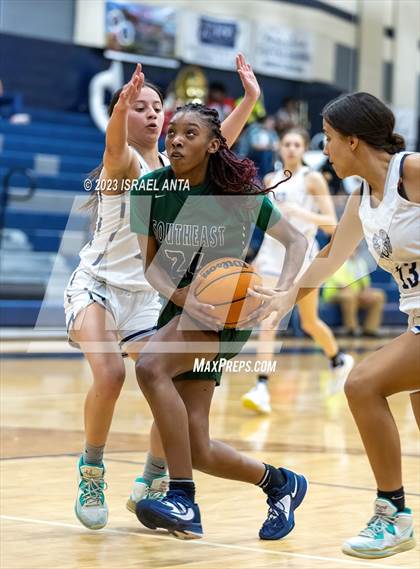 Thumbnail 1 in Southeast Raleigh @ Purnell Swett (NCHSAA 4A Round 1) photogallery.