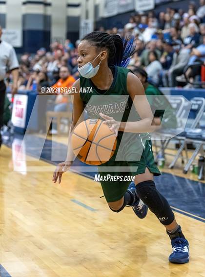 Thumbnail 2 in Southeast Raleigh @ Purnell Swett (NCHSAA 4A Round 1) photogallery.