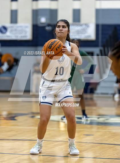 Thumbnail 2 in Southeast Raleigh @ Purnell Swett (NCHSAA 4A Round 1) photogallery.