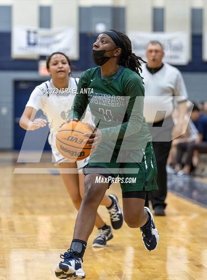 Thumbnail 1 in Southeast Raleigh @ Purnell Swett (NCHSAA 4A Round 1) photogallery.