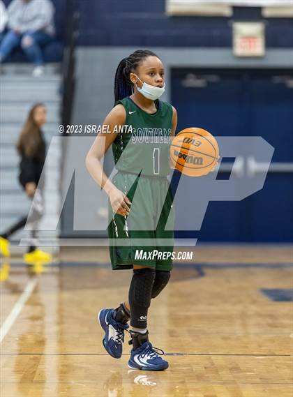 Thumbnail 1 in Southeast Raleigh @ Purnell Swett (NCHSAA 4A Round 1) photogallery.