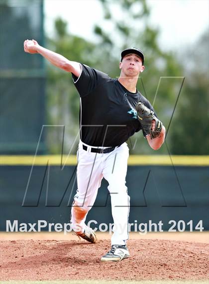 Thumbnail 3 in ThunderRidge vs. Aliso Niguel (National High School Invitational) photogallery.