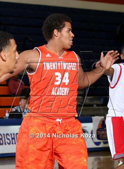 Thumbnail 3 in 22ft Academy vs. Victory Prep (Tarkanian Classic) photogallery.