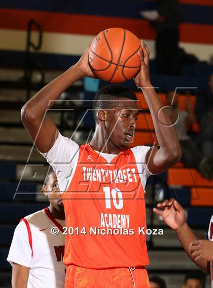 Thumbnail 1 in 22ft Academy vs. Victory Prep (Tarkanian Classic) photogallery.