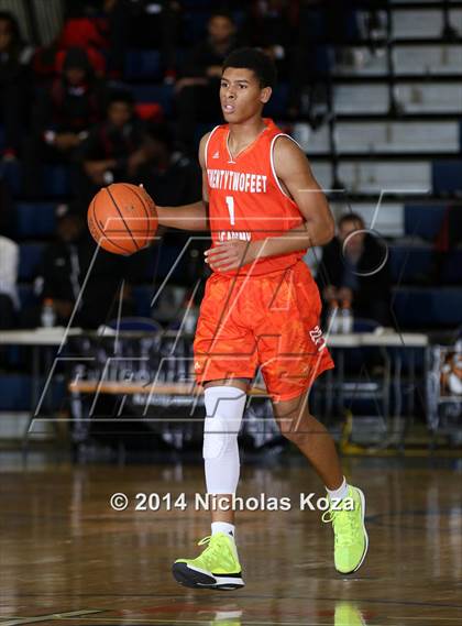 Thumbnail 2 in 22ft Academy vs. Victory Prep (Tarkanian Classic) photogallery.