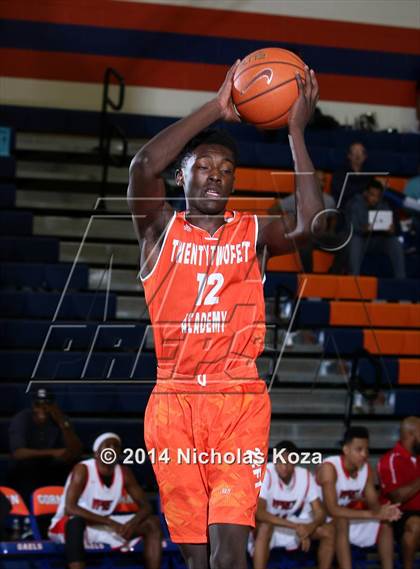 Thumbnail 1 in 22ft Academy vs. Victory Prep (Tarkanian Classic) photogallery.