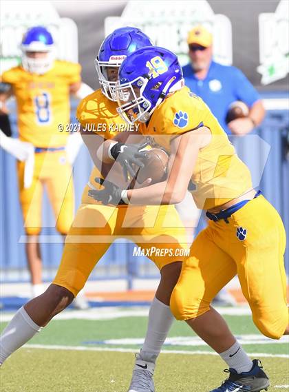 Thumbnail 1 in Orem vs Desert Pines (Polynesian Classic) photogallery.